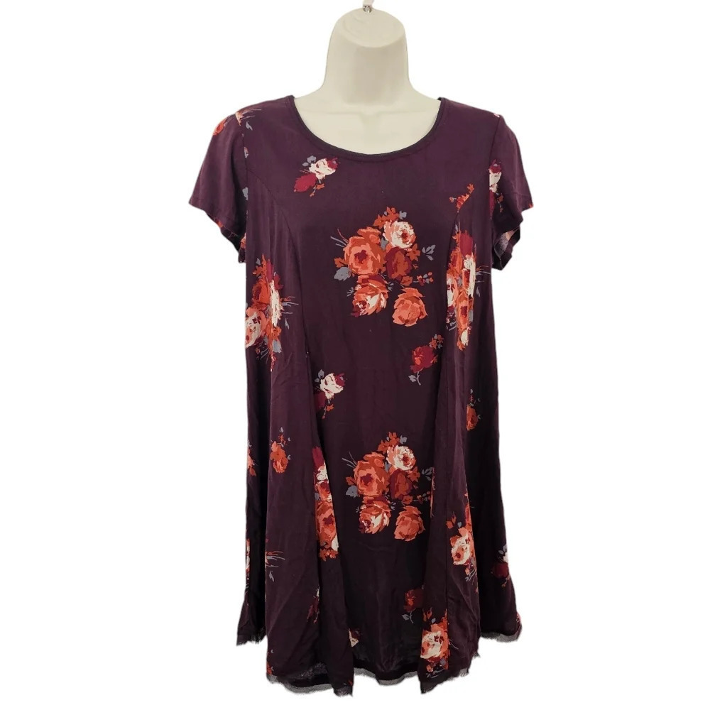 URBAN OUTFITTERS SILENCE + NOISE Purple Floral T-Shirt Dress Size S